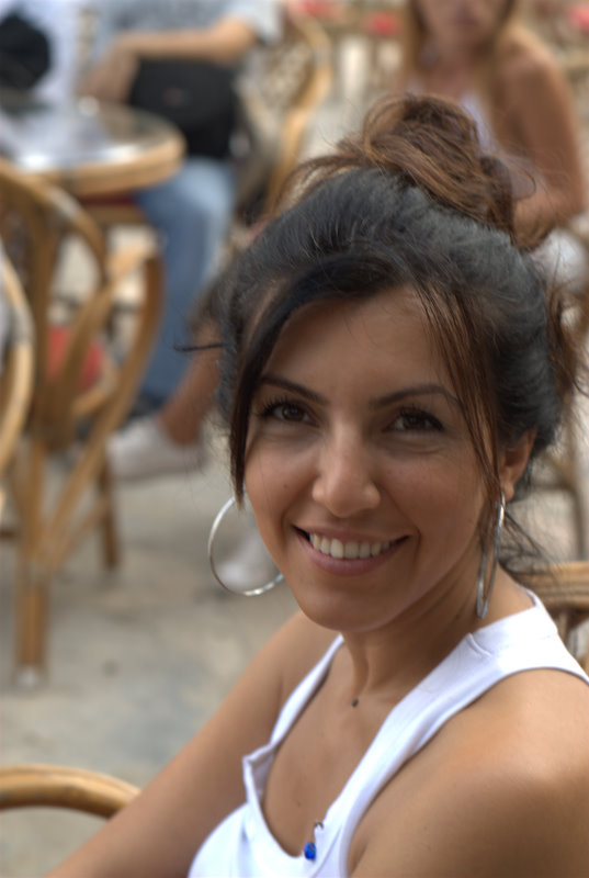 Nazan kahvalt�da:)