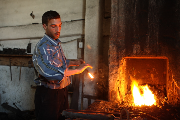 y 192