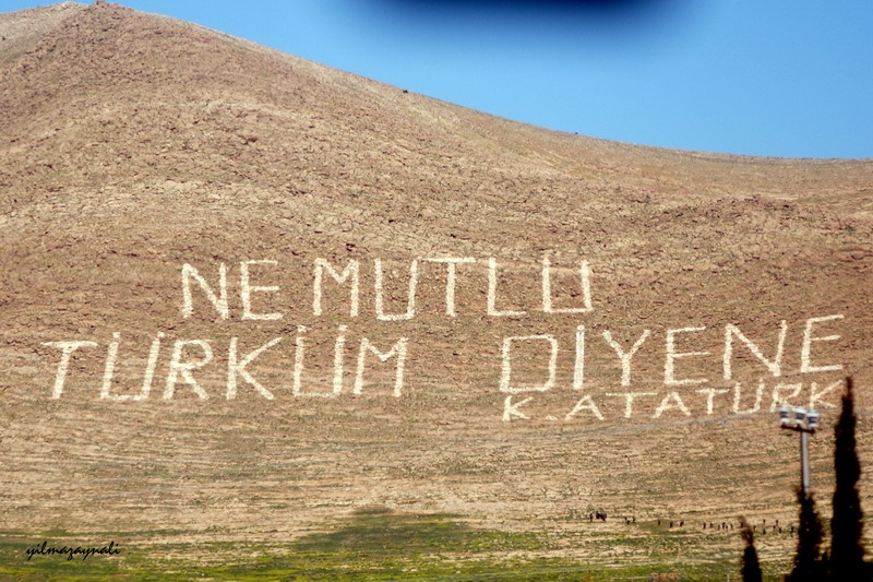 Mardin Tepelerli ve Ne Mutlu T�rk�m Diyene !!