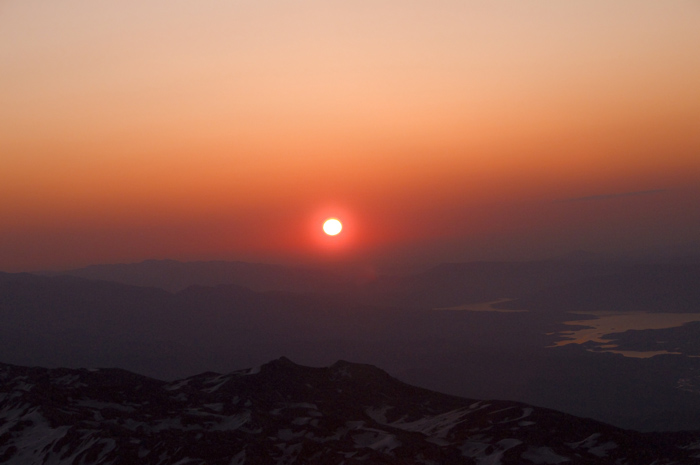 NEMRUT'TA G�N DO�DU
