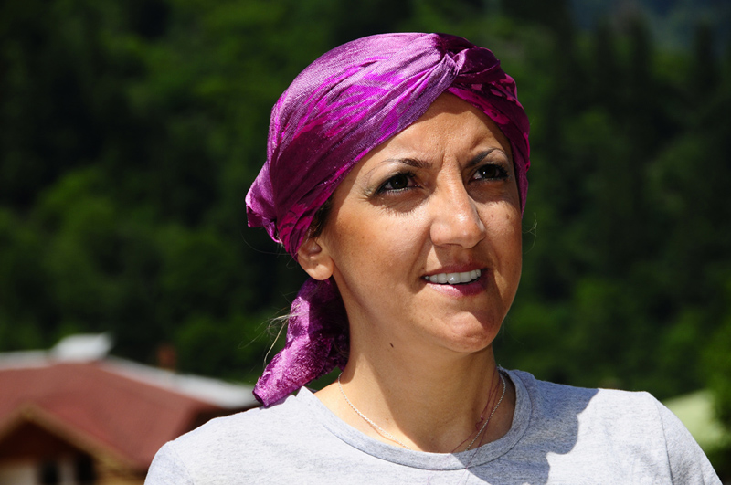 YASEM�N