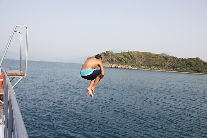 eb 0037