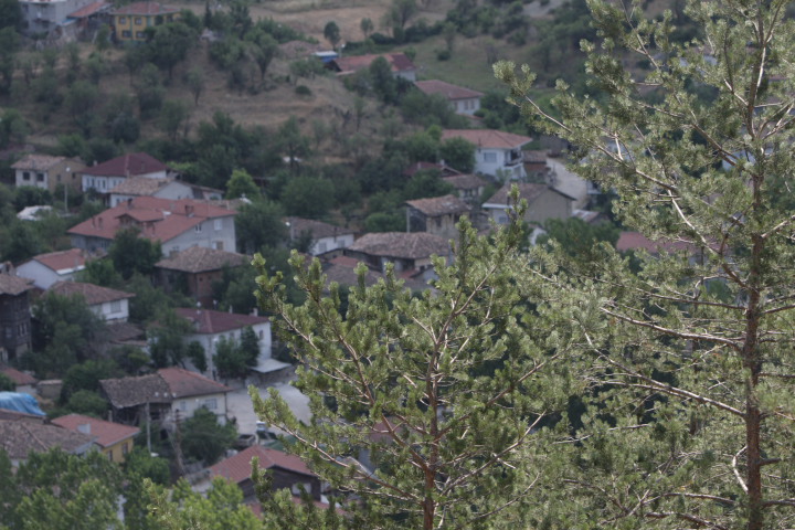 b132