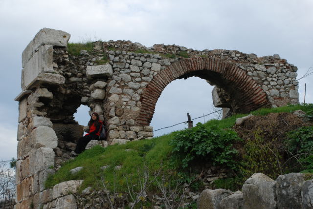 kemer i�inde bir g�zel..