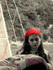 k�rm�z� ba�l�kl� arkada�